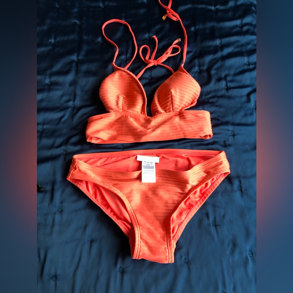 Micheal Kors XS suit